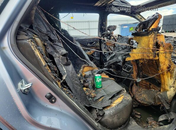 4S4BTGNDXR3174279 2024 SUBARU OUTBACK Silver Widok wnętrza z tyłu