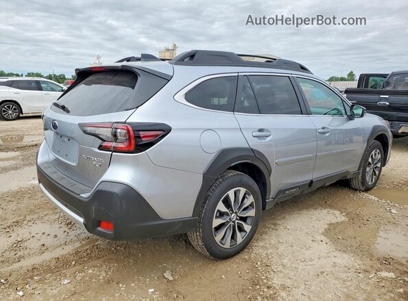 4S4BTGNDXS3312845 2025 SUBARU OUTBACK Silver Задня права чверть