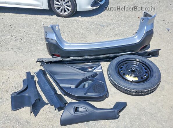 4S4BTGPD3R3163329 2024 SUBARU OUTBACK Silver ძრავის განყოფილების ხედი