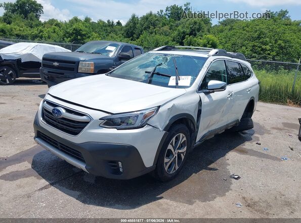 4S4BTGPD5N3224027 2022 SUBARU OUTBACK White Vista tres cuartos delantera izquierda