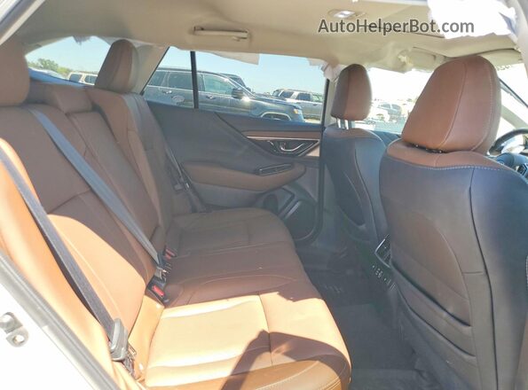 4S4BTGPD6S3227353 2025 SUBARU OUTBACK Белый Вид задней части салона