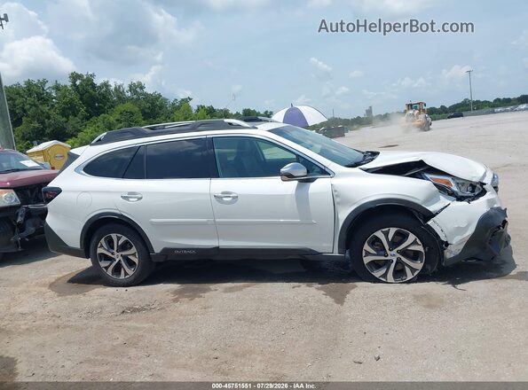 4S4BTGPD7M3205395 2021 SUBARU OUTBACK White Widok wnętrza z tyłu