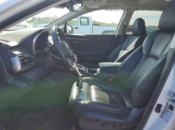 4S4BTGPD8P3101633 2023 SUBARU OUTBACK White Front interior view