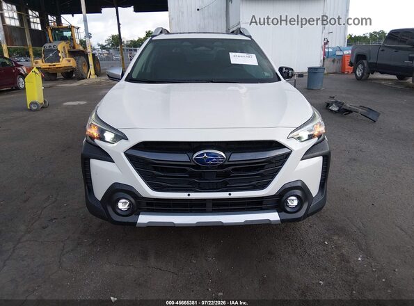 4S4BTGPD8S3232022 2025 SUBARU OUTBACK Белый Вид щитка приборов