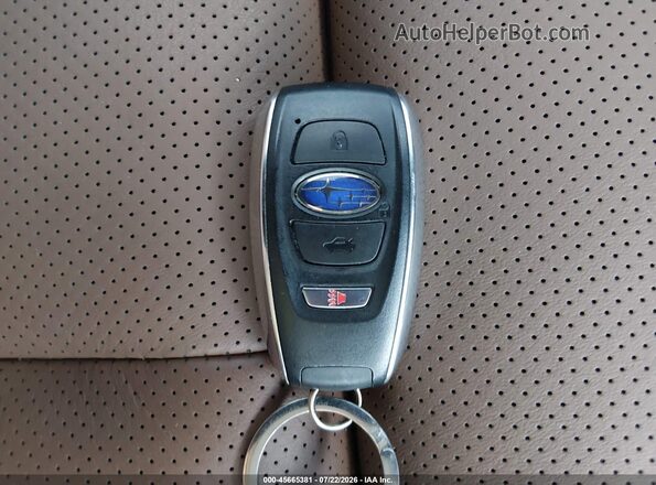 4S4BTGPD8S3232022 2025 SUBARU OUTBACK Белый Вид панели приборов