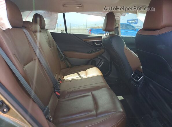 4S4BTGPDXL3134529 2020 SUBARU OUTBACK Green Rear interior view