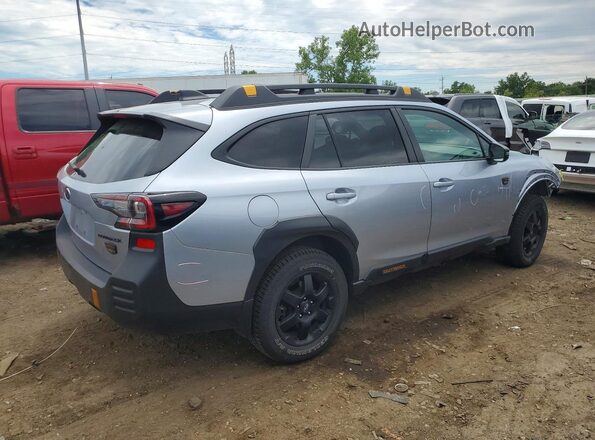 4S4BTGSD0R3281281 2024 SUBARU OUTBACK Silver Задня права чверть