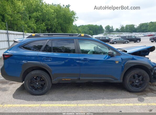 4S4BTGSD4N3226682 2022 SUBARU OUTBACK Blue Rear interior view