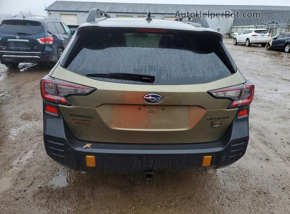 4S4BTGSD6S3104174 2025 SUBARU OUTBACK Green Widok z tyłu