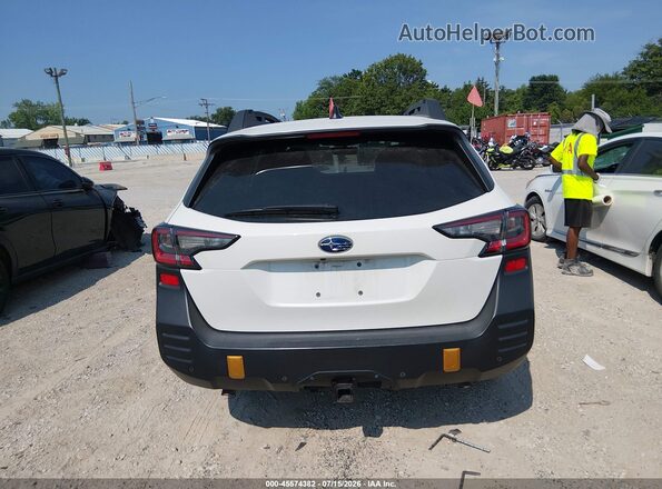4S4BTGUD2R3135056 2024 SUBARU OUTBACK Белый 