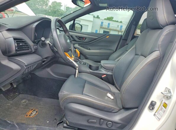 4S4BTGUD4P3198026 2023 SUBARU OUTBACK White Vista interior delantera