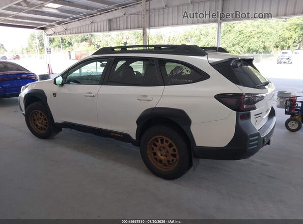 4S4BTGUD7N3212854 2022 SUBARU OUTBACK White Widok wnętrza 360 stopni