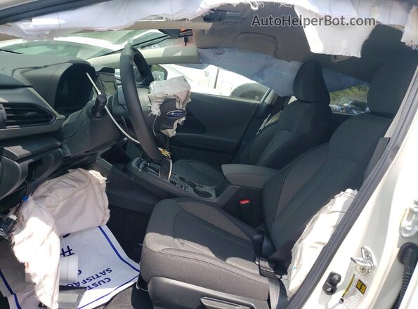 4S4GUHB66T3781138 2026 SUBARU CROSSTREK White Front interior view