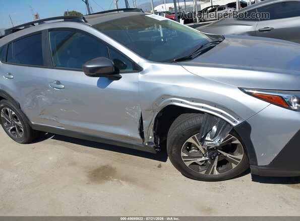 4S4GUHD63T3777769 2026 SUBARU CROSSTREK Silver Вид спереду