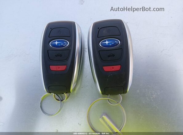 4S4GUHD63T3789047 2026 SUBARU CROSSTREK Silver Вид панелі приладів