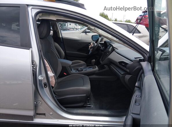4S4GUHD64T3764058 2026 SUBARU CROSSTREK Silver Widok wnętrza z przodu