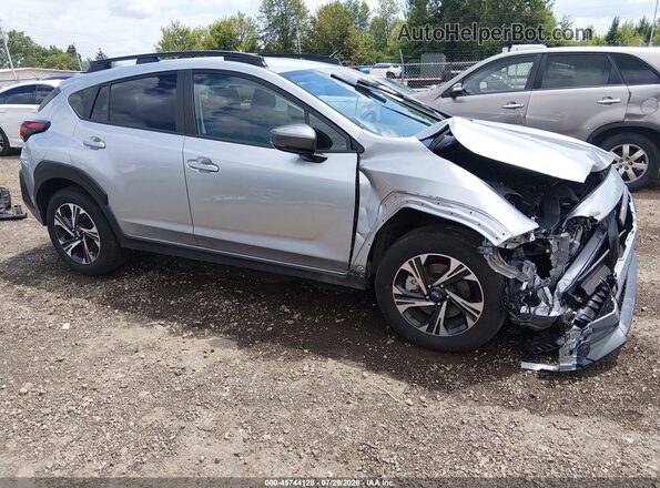 4S4GUHD64T3764058 2026 SUBARU CROSSTREK Silver Widok wnętrza z tyłu