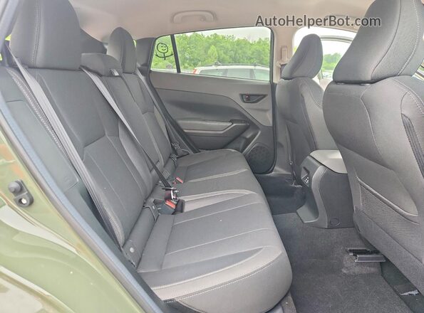 4S4GUHD67T3718112 2026 SUBARU CROSSTREK Green Вид задньої частини салону
