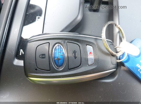 4S4GUHD67T3720765 2026 SUBARU CROSSTREK Silver Вид панелі приладів