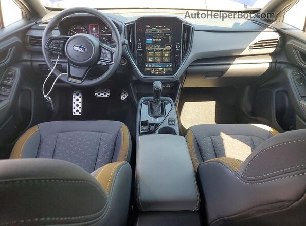 4S4GUHF60S3769057 2025 SUBARU CROSSTREK Blue Вид панелі приладів