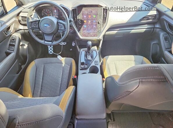 4S4GUHF62R3702681 2024 SUBARU CROSSTREK Blue Dashboard view