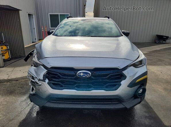 4S4GUHF62S3748744 2025 SUBARU CROSSTREK Серебряный Вид спереди