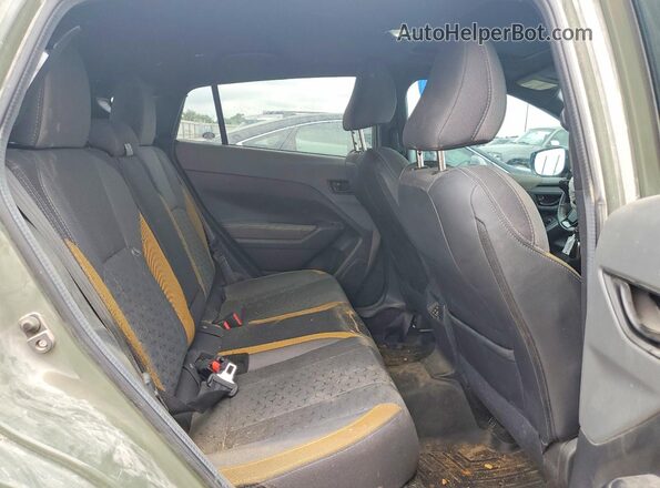 4S4GUHF64R3720535 2024 SUBARU CROSSTREK Green Вид задньої частини салону