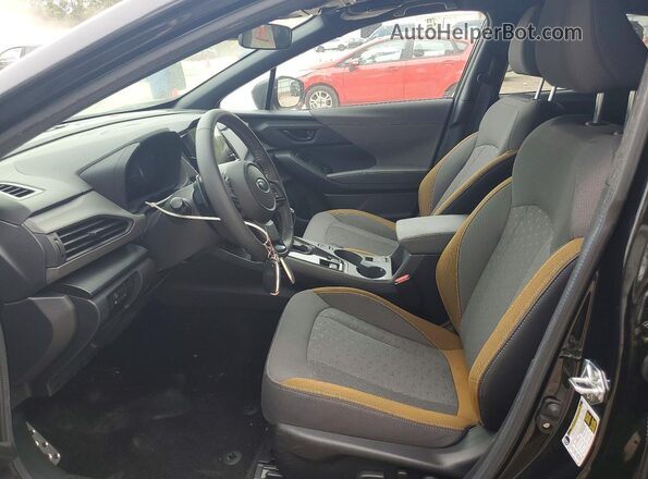 4S4GUHF64S3725191 2025 SUBARU CROSSTREK Черный Вид салона спереди