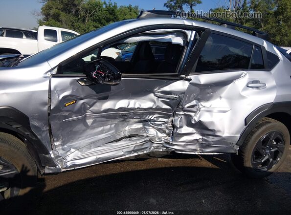 4S4GUHF65S3755901 2025 SUBARU CROSSTREK Серебряный Вид спереди