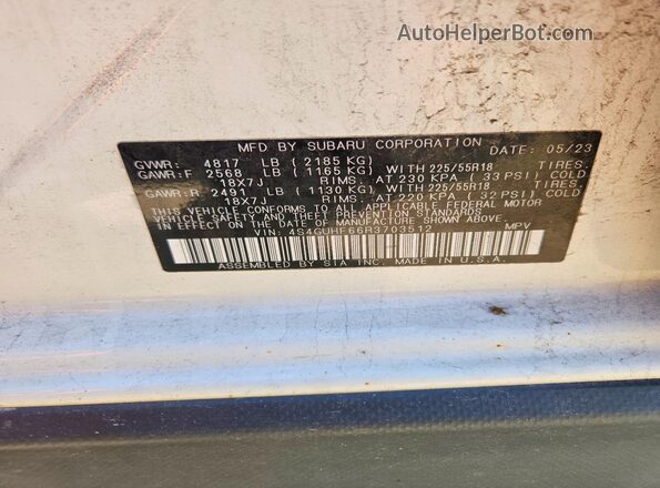 4S4GUHF66R3703512 2024 SUBARU CROSSTREK White Engine compartment view