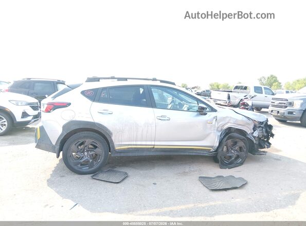 4S4GUHF66R3834648 2024 SUBARU CROSSTREK Серебряный Вид задней части салона