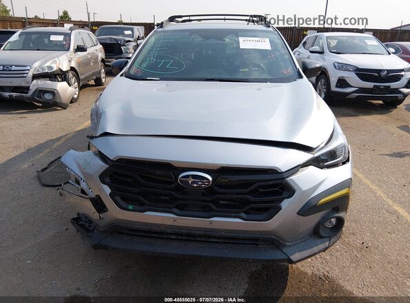 4S4GUHF66R3834648 2024 SUBARU CROSSTREK Серебряный Вид щитка приборов