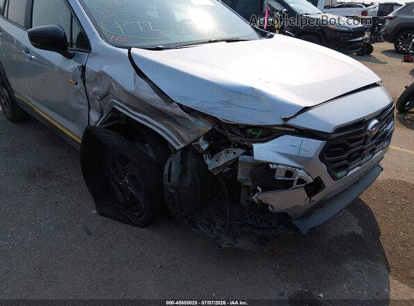 4S4GUHF66R3834648 2024 SUBARU CROSSTREK Серебряный Вид спереди