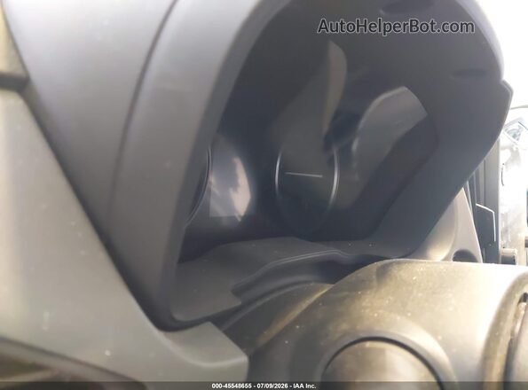 4S4GUHL65R3718894 2024 SUBARU CROSSTREK Silver Սալոնի 360 աստիճան տեսք