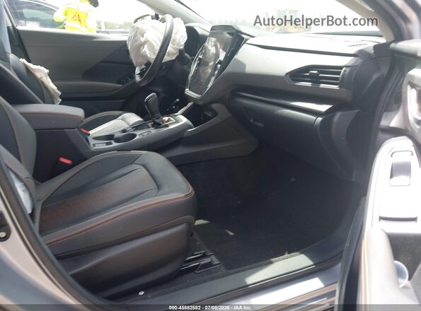 4S4GUHL67S3709832 2025 SUBARU CROSSTREK Silver წინა სალონის ხედი