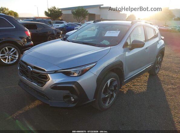 4S4GUHL67S3723861 2025 SUBARU CROSSTREK Silver წინა მარცხენა ხედი სამი მეოთხედიდან