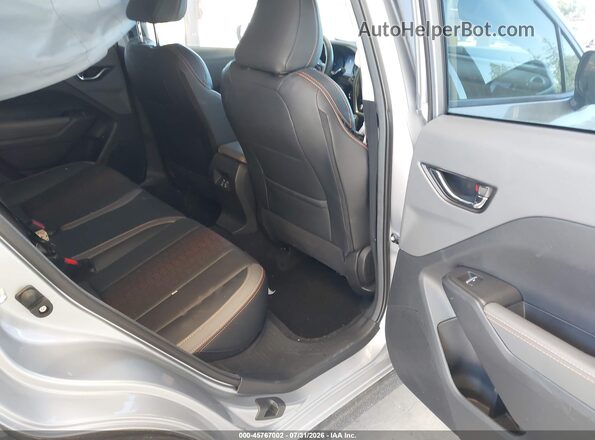 4S4GUHL6XR3729664 2024 SUBARU CROSSTREK Silver VIN sticker view
