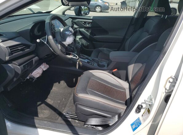 4S4GUHM60R3828315 2024 SUBARU CROSSTREK Белый Вид салона спереди