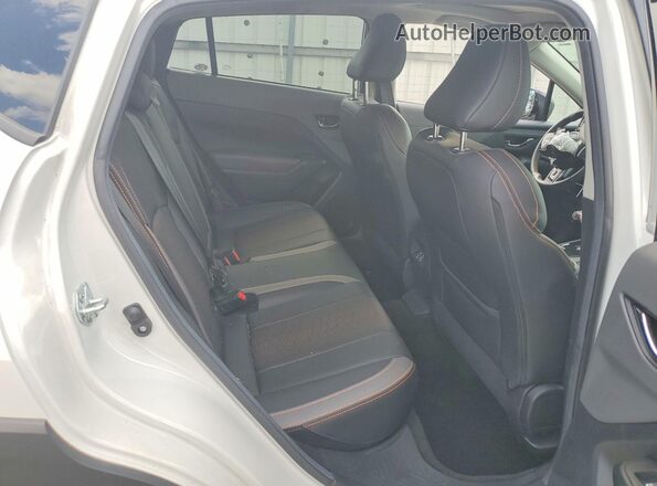 4S4GUHM60R3828315 2024 SUBARU CROSSTREK Белый Вид задней части салона
