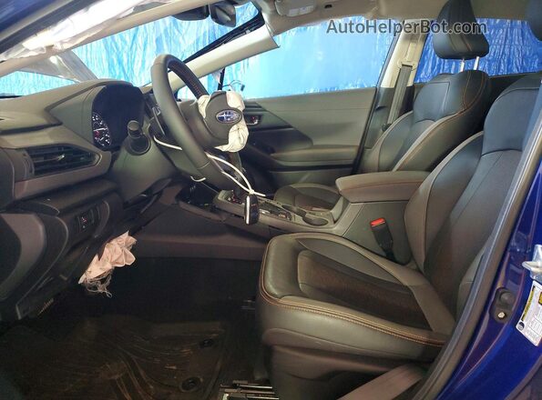 4S4GUHM62R3828168 2024 SUBARU CROSSTREK Blue Widok wnętrza z przodu