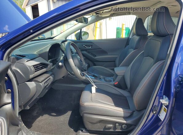 4S4GUHM66R3808036 2024 SUBARU CROSSTREK Blue წინა სალონის ხედი