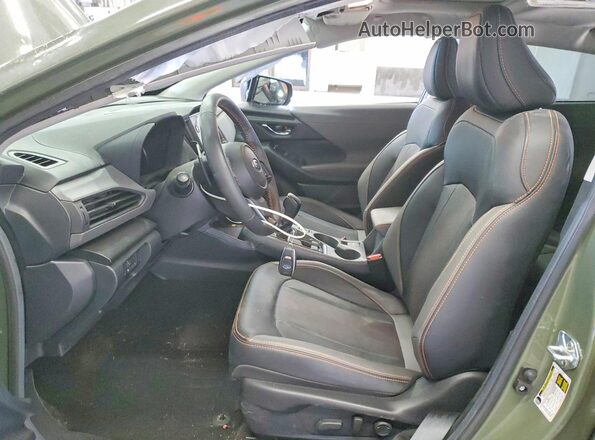 4S4GUHM68R3792132 2024 SUBARU CROSSTREK Зеленый Вид салона спереди