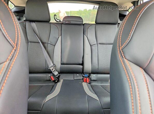 4S4GUHM69R3800481 2024 SUBARU CROSSTREK Серебряный Вид задних сидений