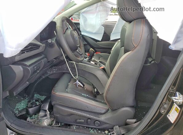 4S4GUHM6XS3733878 2025 SUBARU CROSSTREK Gray Front interior view