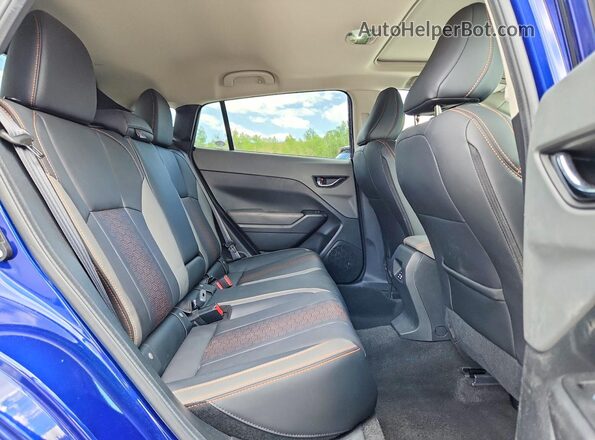 4S4GUHN63S3757874 2025 SUBARU CROSSTREK Blue Вид задніх сидінь