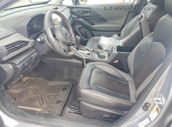 4S4GUHN6XR3779686 2024 SUBARU CROSSTREK Серебряный Вид салона спереди