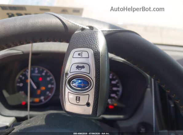 4S4GUHT65R3779453 2024 SUBARU CROSSTREK Blue Dashboard view