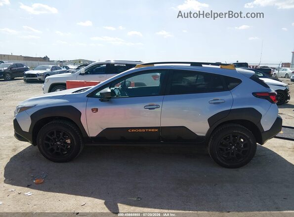 4S4GUHT66S3714956 2025 SUBARU CROSSTREK Silver Vista interior de 360 grados
