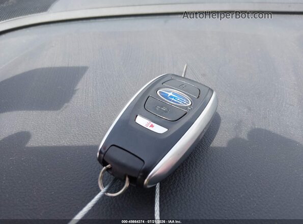 4S4GUHU60R3753695 2024 SUBARU CROSSTREK Gray Widok deski rozdzielczej