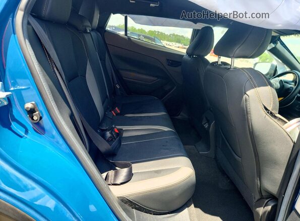 4S4GUHU60R3782193 2024 SUBARU CROSSTREK Синий Вид задней части салона